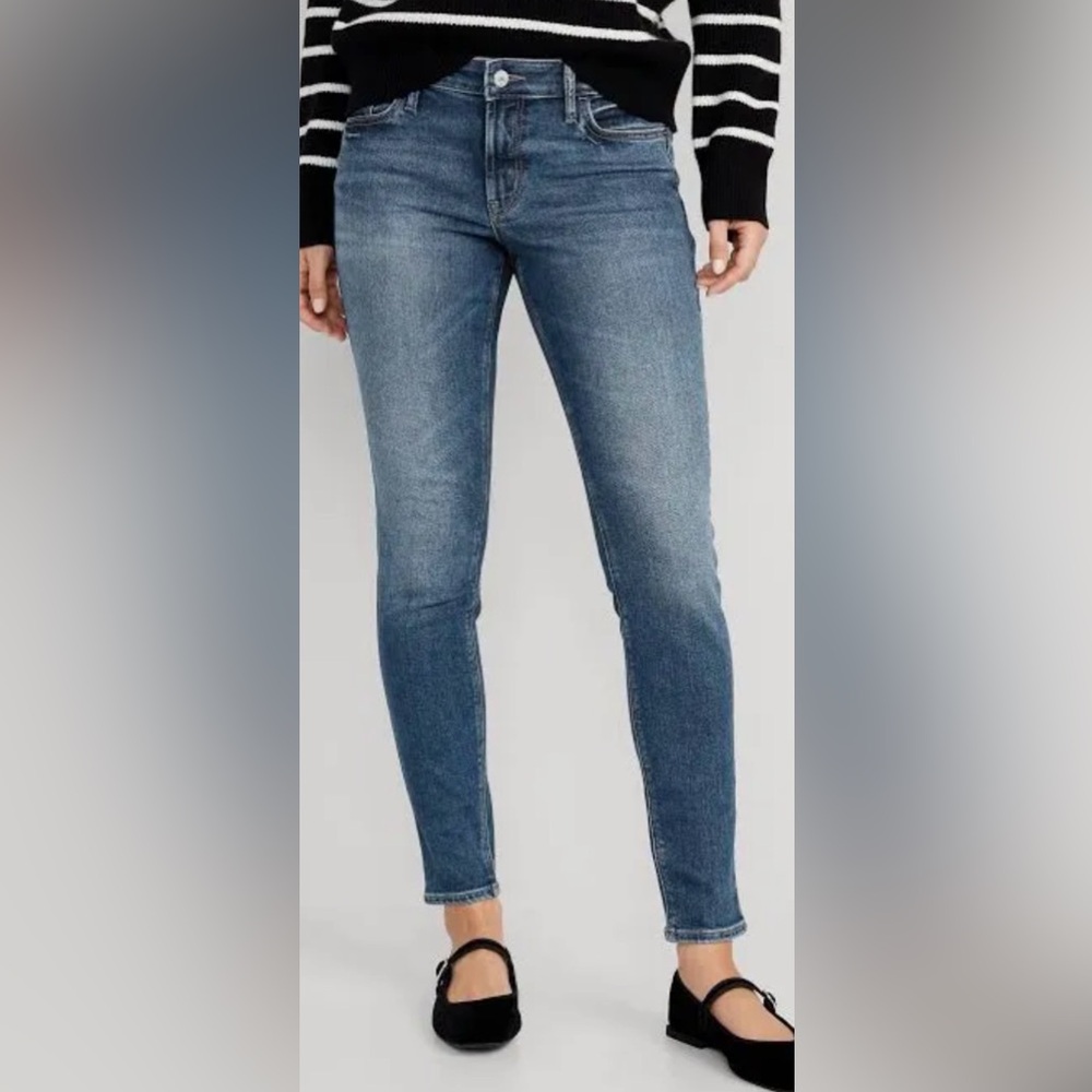 Old Navy RockStar Women’s Medium Blue Skinny Jeans